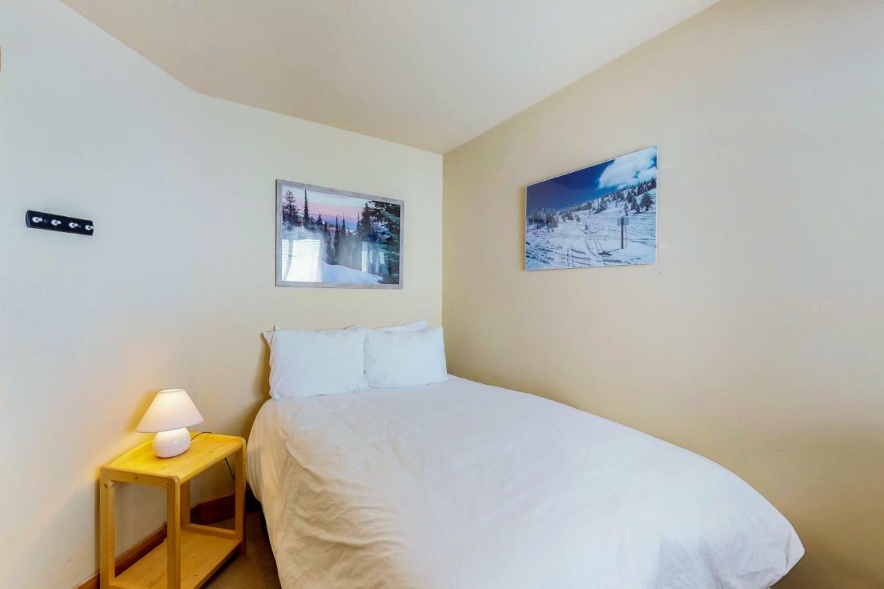 South Face B Apartment Big White Ski Resort ภายนอก รูปภาพ